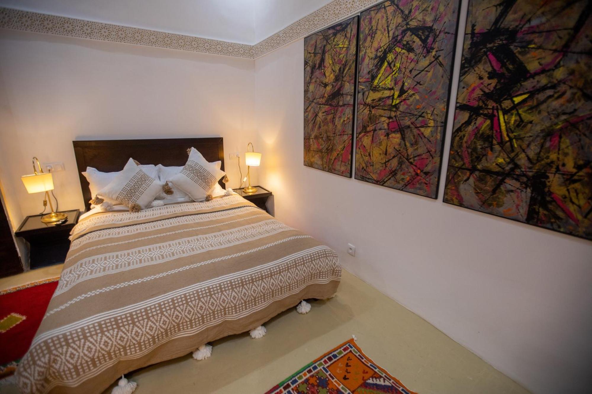 Dar Lalzohra Bed & Breakfast Rabat Bagian luar foto