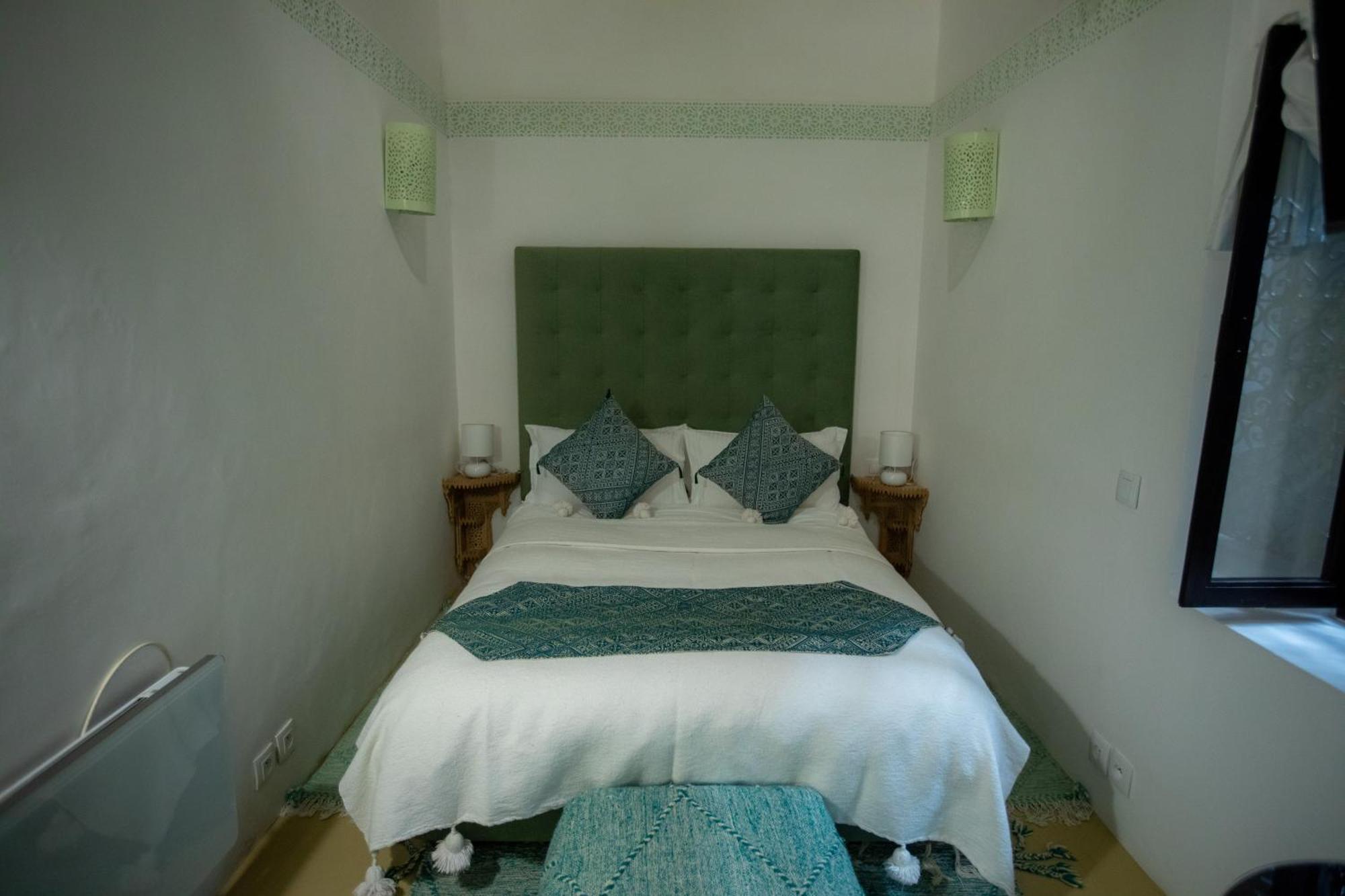 Dar Lalzohra Bed & Breakfast Rabat Bagian luar foto